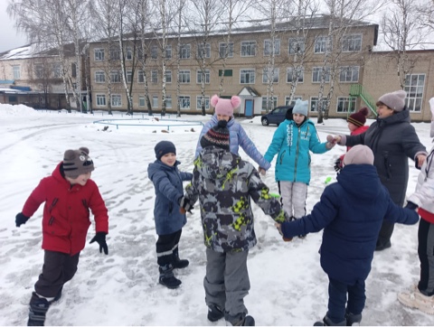 Зимние подвижные игры.