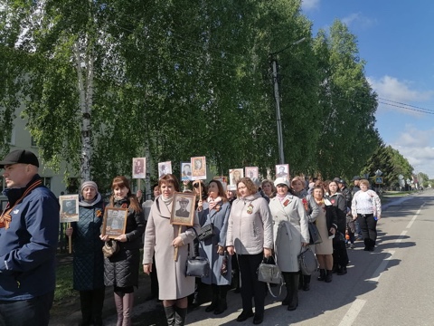 Участие в торжественном митинге посвященном Дню Победы.