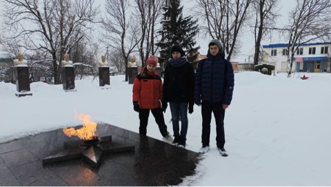 Экскурсия к мемориалу  &amp;quot;Погибшим воинам в ВОВ&amp;quot;.