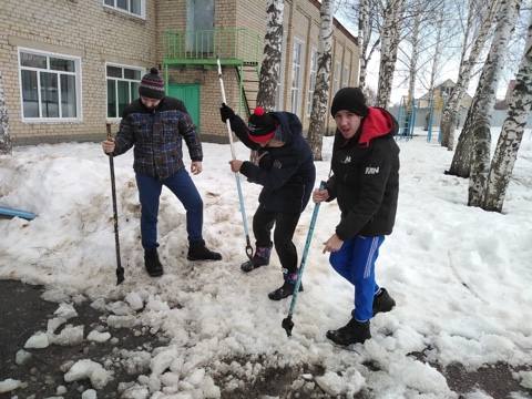 Трудовой десант &amp;quot;Наши добрые дела&amp;quot;.