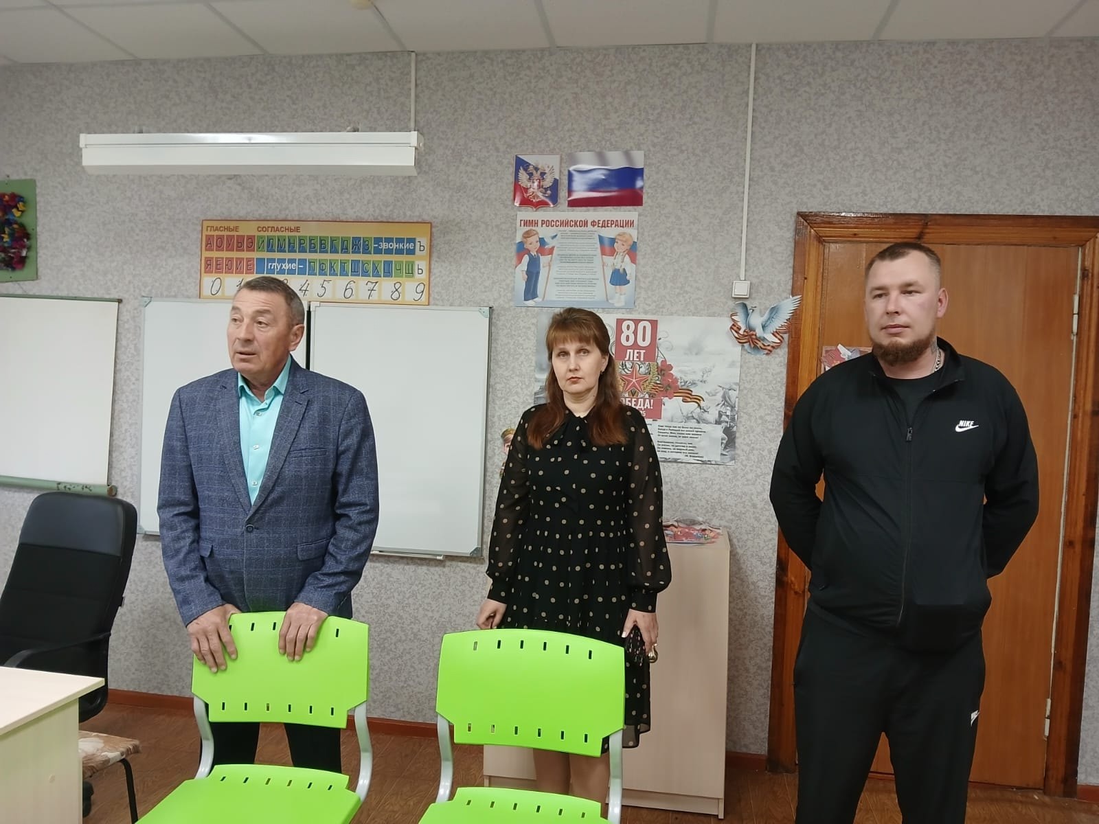 Участник специальной военной операции, стал гостем «Классной встречи»,.
